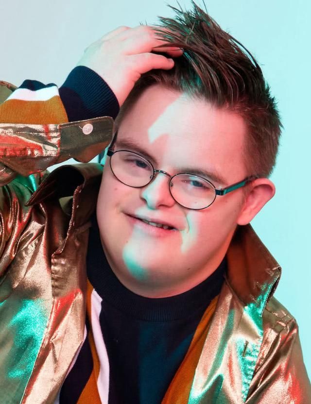 唐氏综合征病人拍时尚大片真正的时尚拥有多样性