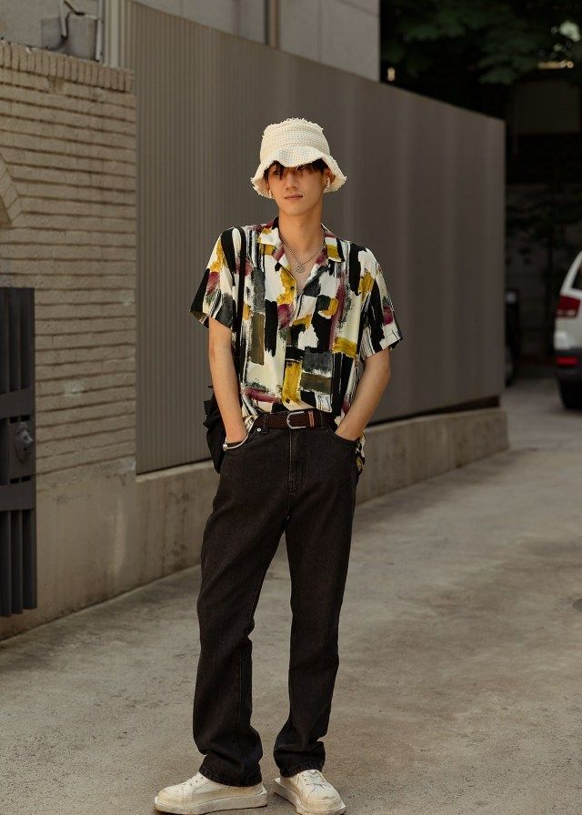 这是一组秋冬季男生街拍穿衣搭配潮流风向标!