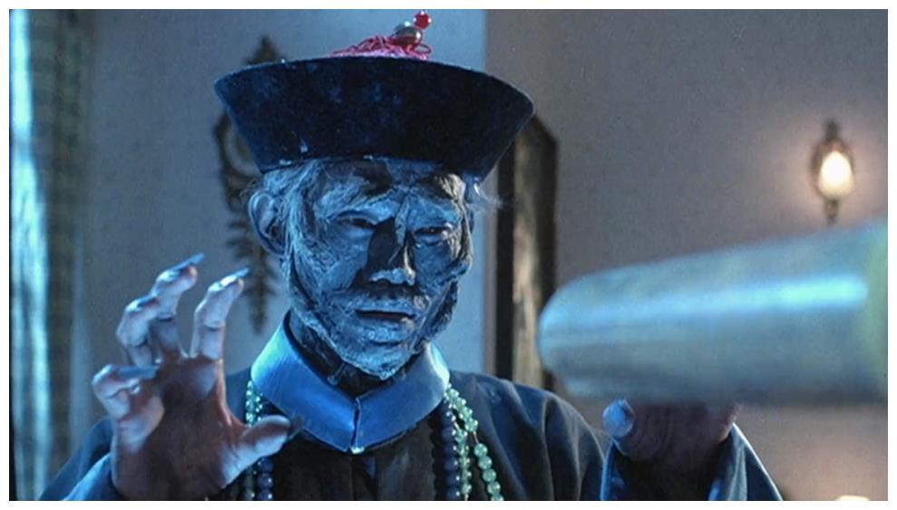 林正英饰演九叔许冠英饰演文才钱小豪饰演秋生元华饰演的谁