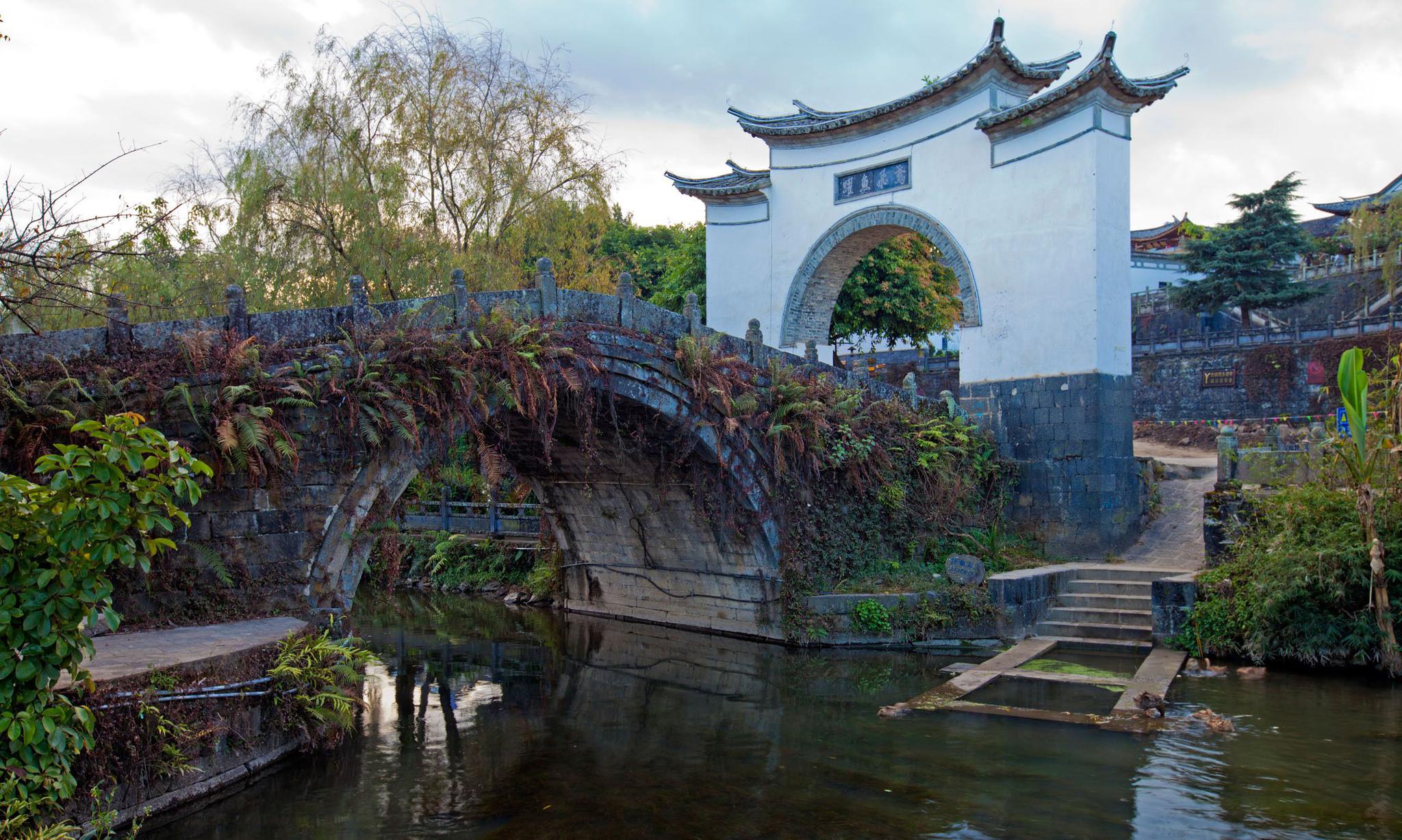 和顺古镇,是我国西南最大的侨乡,这里曾是茶马古道的重镇_高清图集