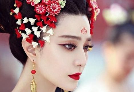 世界历史上最著名的的4个女皇帝：谁才是世界第一？|皇帝|君主|一世|均田制|都铎王朝_新浪新闻