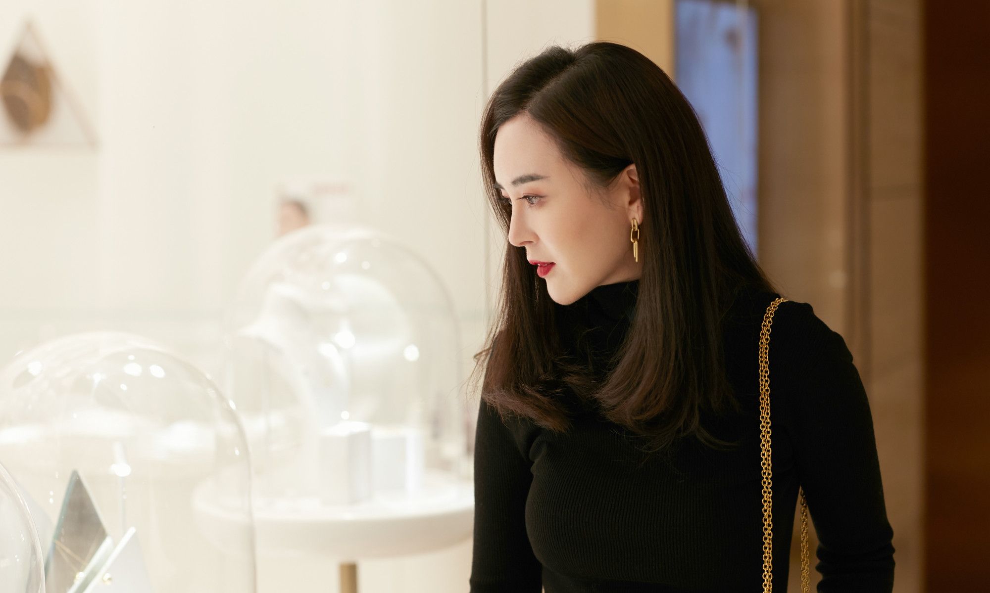 导演刘竞时尚力无与伦比,衣品天成满屏高级美_高清图集_新浪网