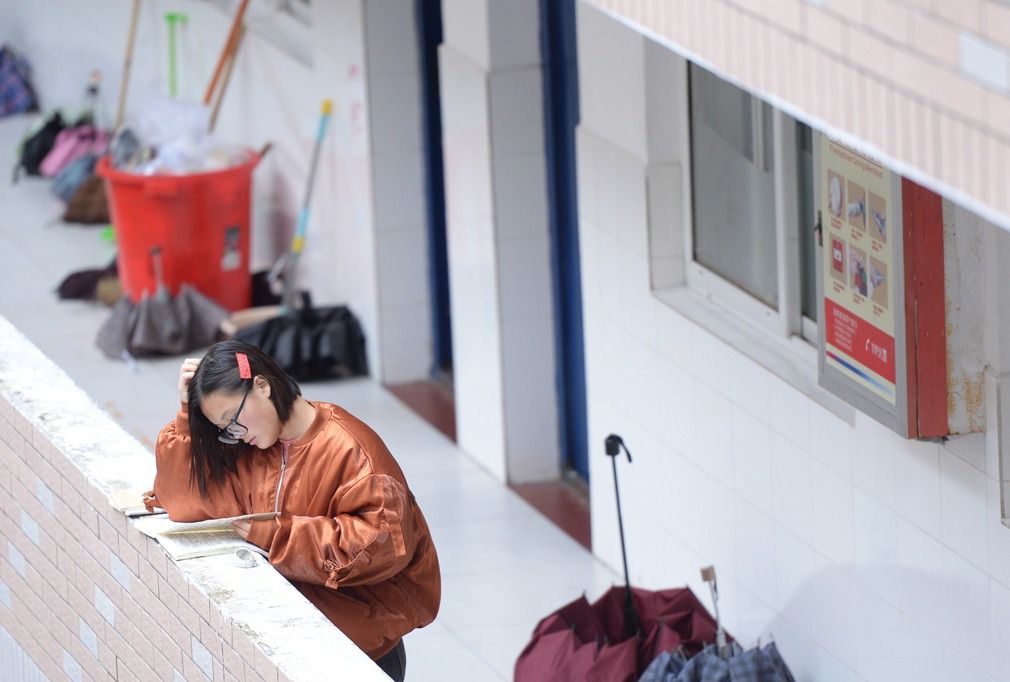 亚洲最大高考工厂:毛坦厂中学的星期日,复读生们这样度过|复读生|学生
