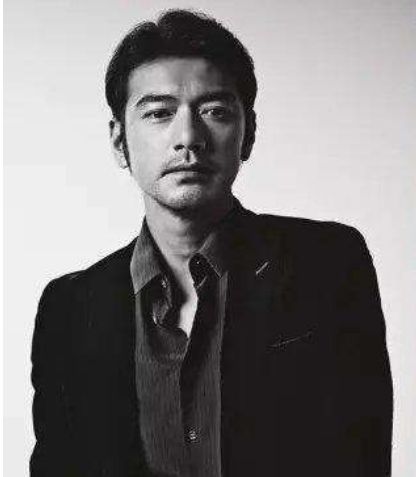 金城武最舍不得删的几张照片,最后一张很多人用来做壁纸!