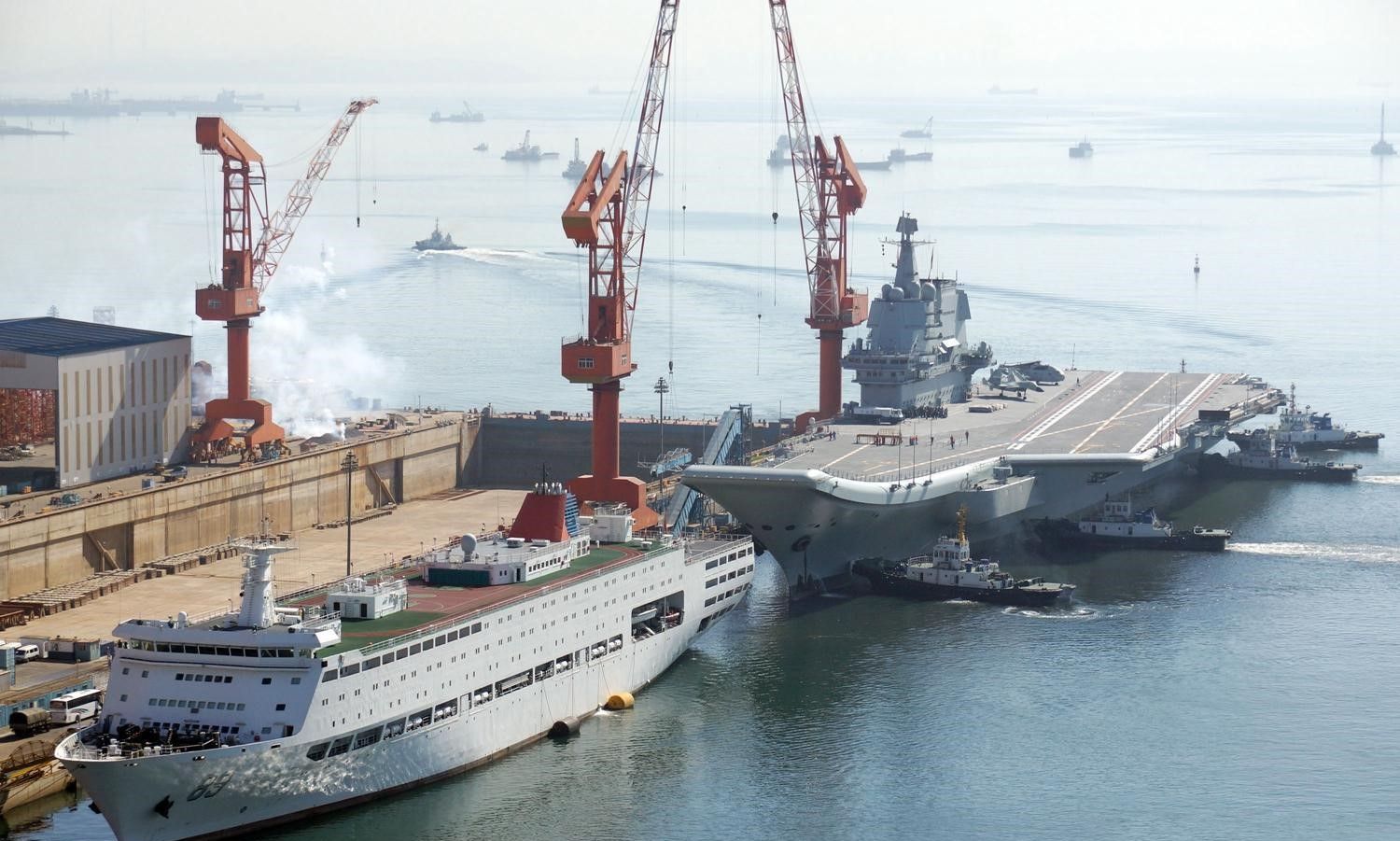 国产航母第6次海试结束,首次进行舰载机起降,服役指日可待!