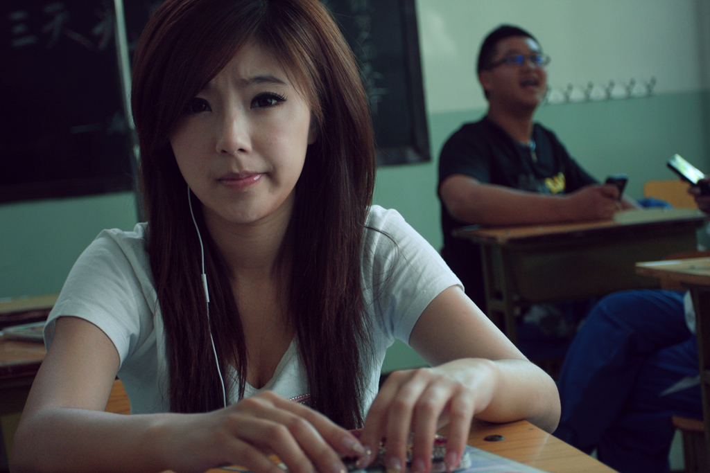 当年还和景甜"齐名",如今人气都不如徐冬冬,依然坚持拍烂片!