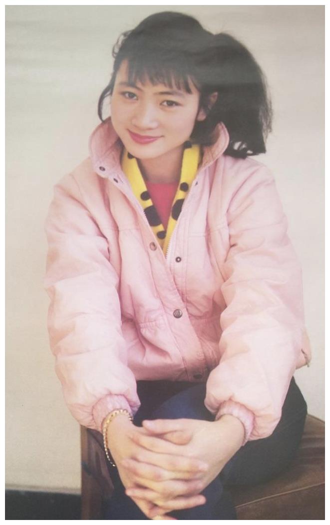 很多人都没想到,"妖孽"的白灵是八十年代最清纯的美女影星之一