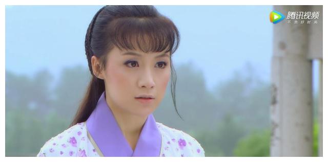 《钟馗嫁妹》这个单元中,姚芊羽饰演了钟馗的妹妹钟藜,钟藜家境一般