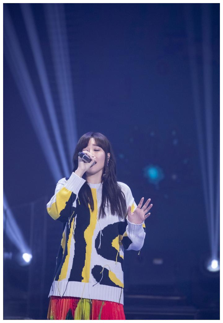 嗨唱转起来解锁奇妙缘分陈晓东梁咏琪撞脸拍档再同台