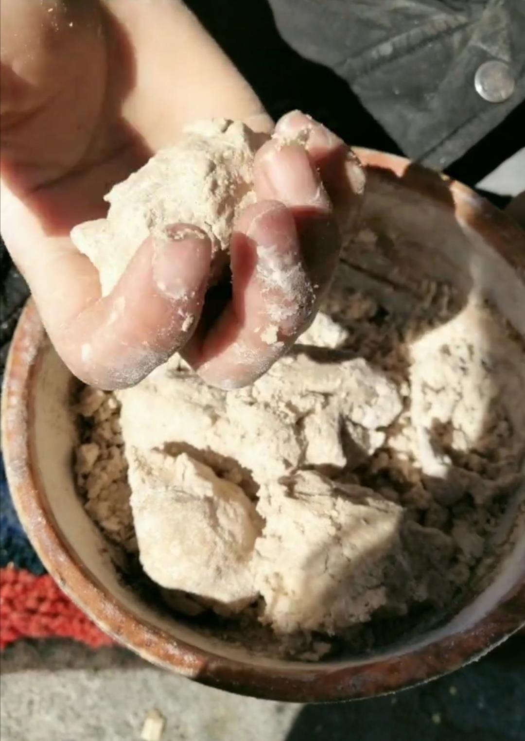 藏族人平时吃的酥油糌粑到底是什么呢?