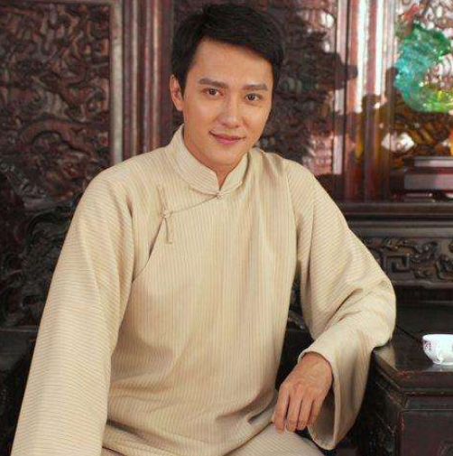《锁清秋》中隐藏了众多明星,认出安以轩和冯绍峰,没认出赵丽颖