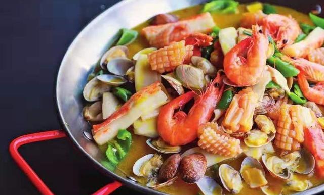 酒店招牌菜——青椒小海鲜,酸萝卜老鸭,豆塔塔