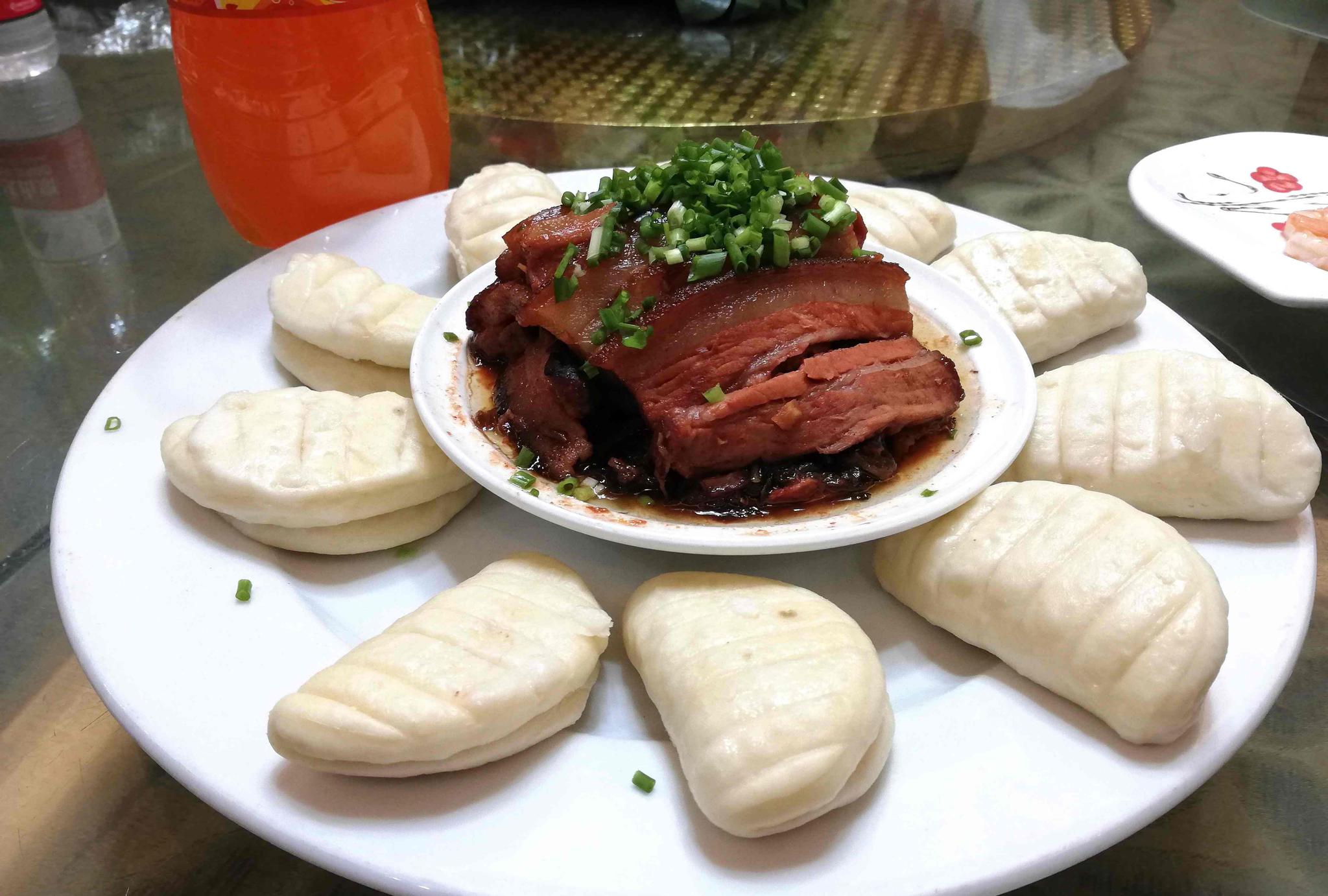 馒头面条玉米糁是河南人的最爱早晚吃甜中午吃咸又因为啥呢