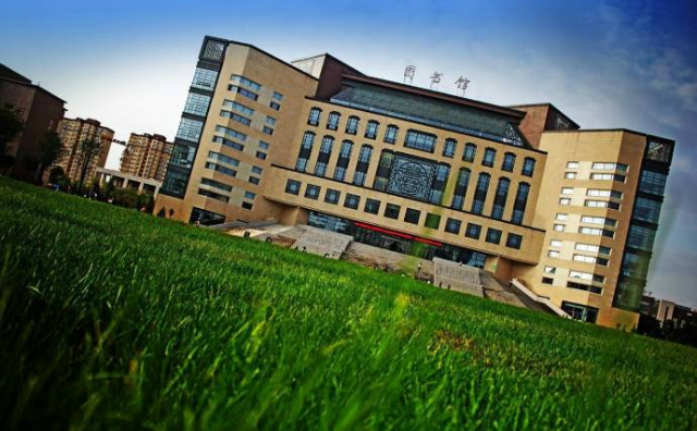 最美山西山西医科大学美照来一波