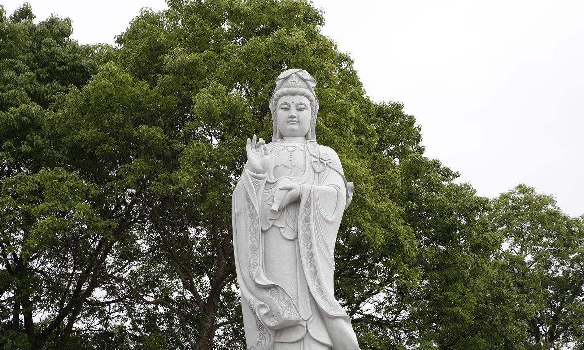 观音菩萨利乐众生,圣象庄严,为众生祈福消灾!