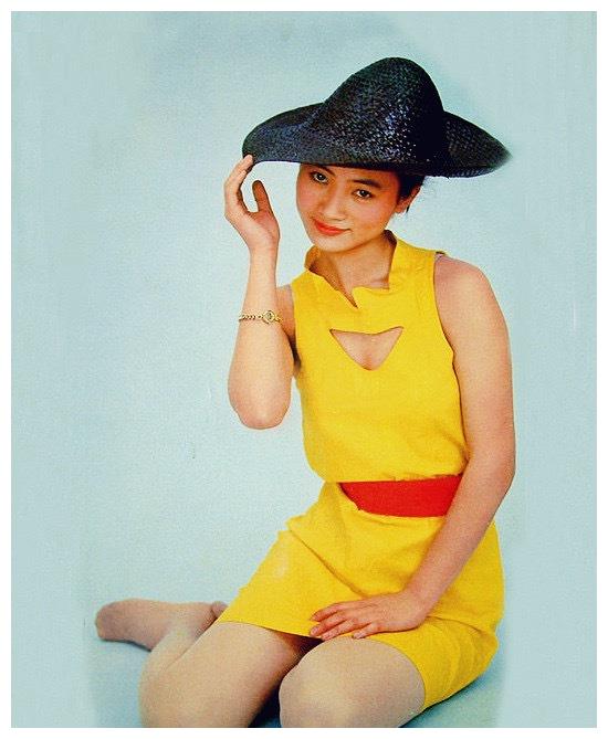 很多人都没想到,"妖孽"的白灵是八十年代最清纯的美女影星之一