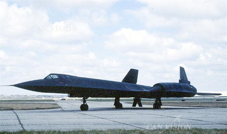 一架因为运营成本过高被迫退役的侦察机SR-71