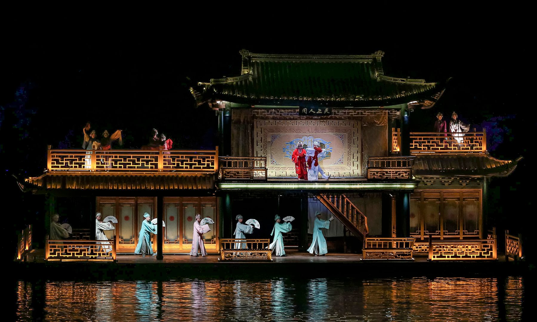 大型实景演出:《印象西湖》
