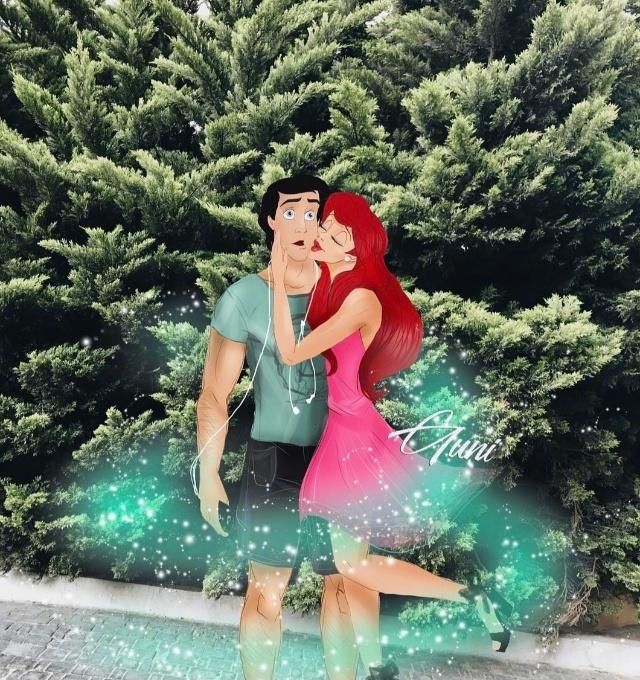 迪士尼公主和王子穿越到现代花木兰公园约会茉莉骑摩托兜风