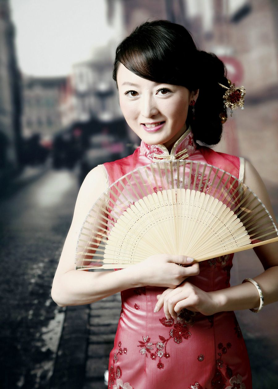 11张唯美照片不一样的何晴恰如荷月清风徐徐而来