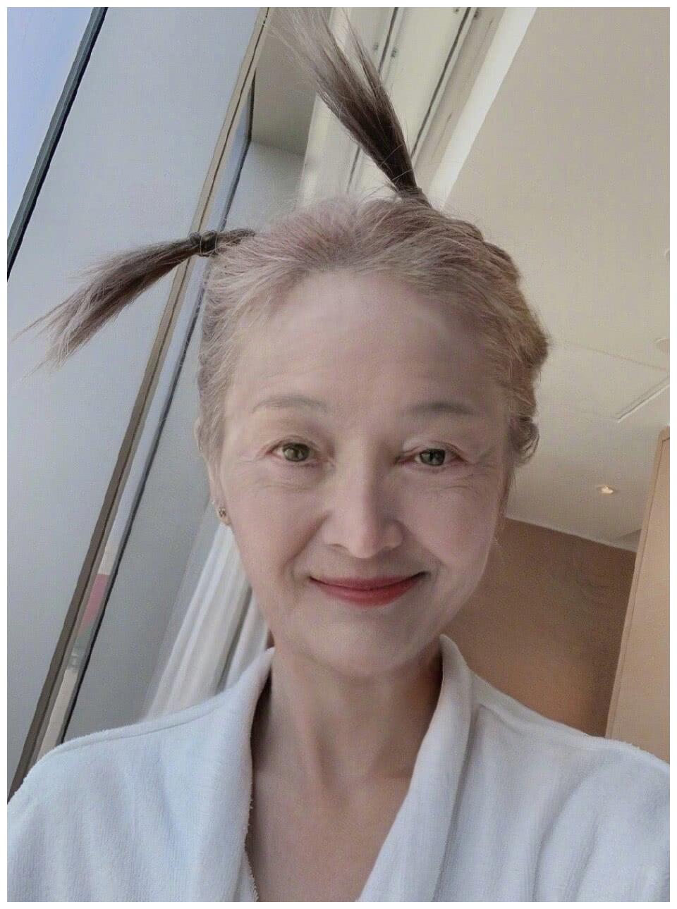 当女明星遇上"变老妆",唐嫣杨超越还可以,宋茜让人认不出!