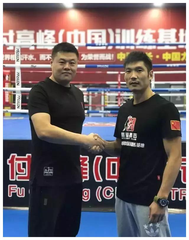 付高峰17秒ko却惹争议是对手太弱还是队长攻击力太强