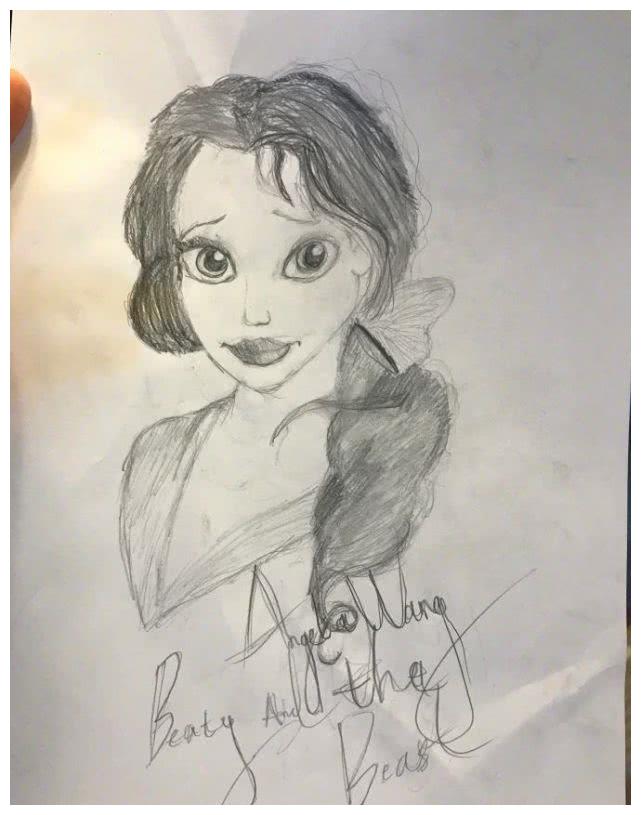 李湘晒王诗龄绘画作品网友称画得真好是个小天才