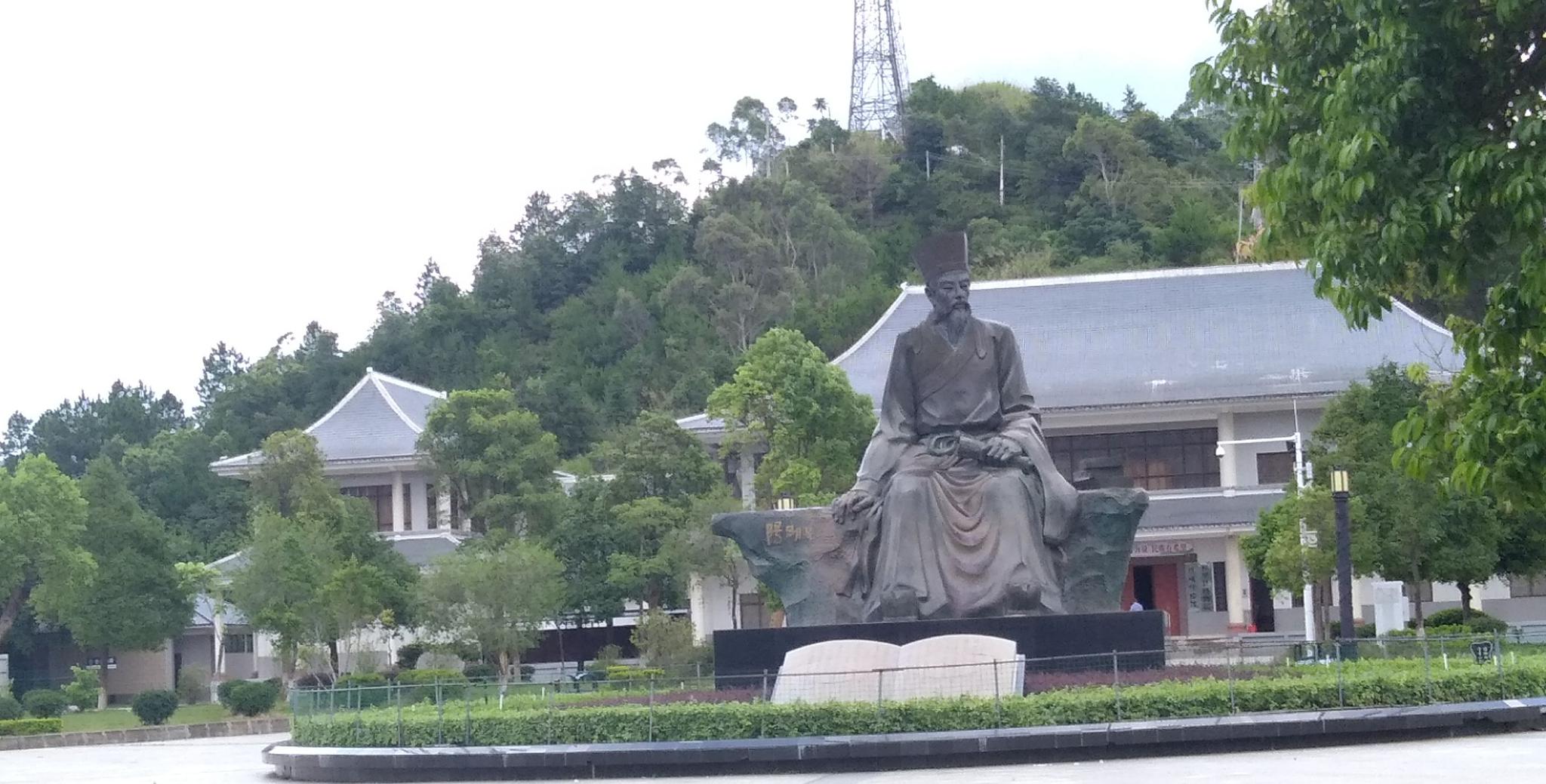 来河源市和平县阳明博物馆,登高远眺和平县城