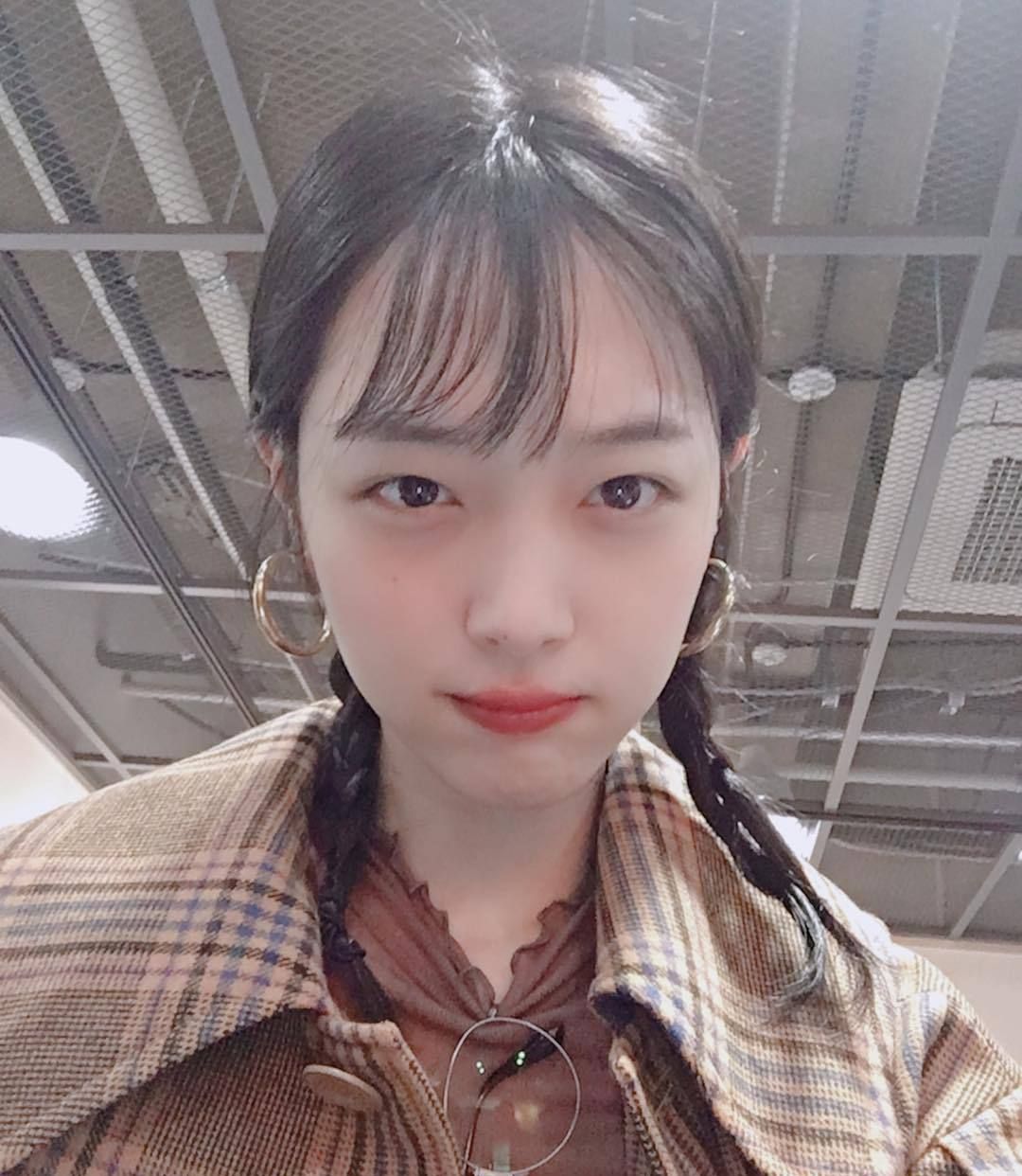 活在崔雪莉自拍中的美丽私服,从夏装到冬装,好想剁手!