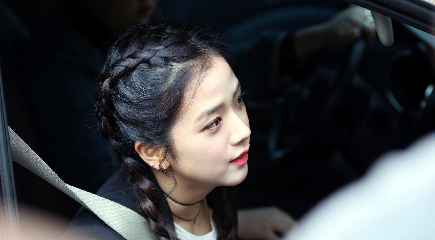 品品女爱豆双马尾羊角辫造型,兼具可爱与少女感,你有惊艳到吗?