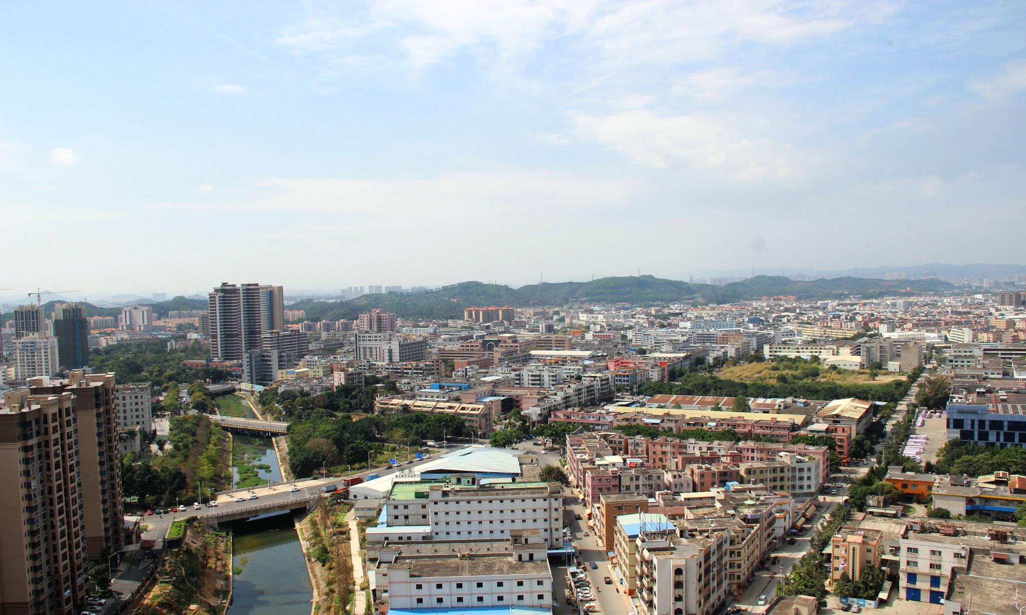 最新证据显示：清溪三中站街到底是个什么梗？2025年最新网络现象深度解析