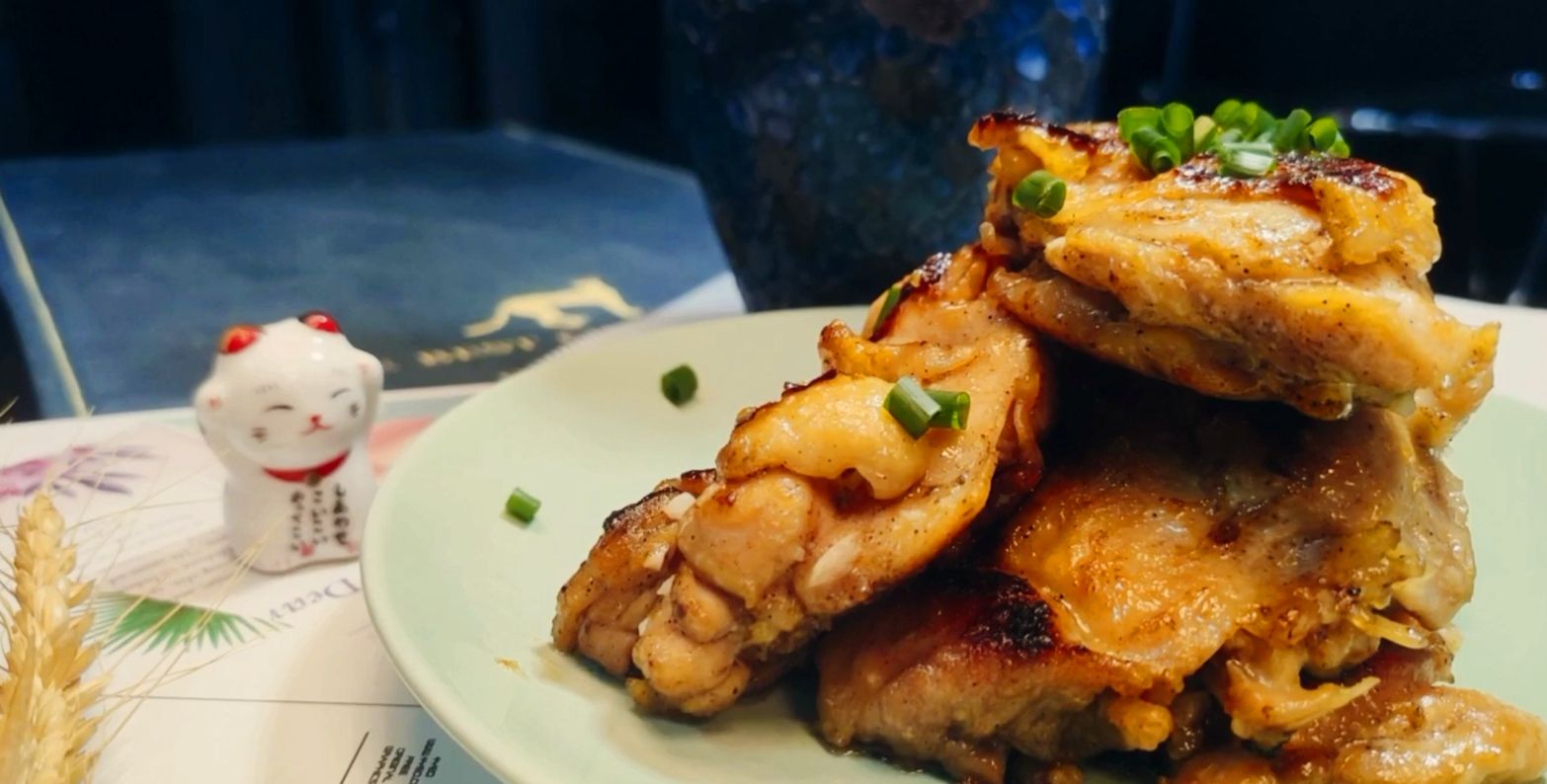 减肥也无法抗拒的蜜汁琵琶腿,入口即化的口感,搭配着蜂蜜的香甜