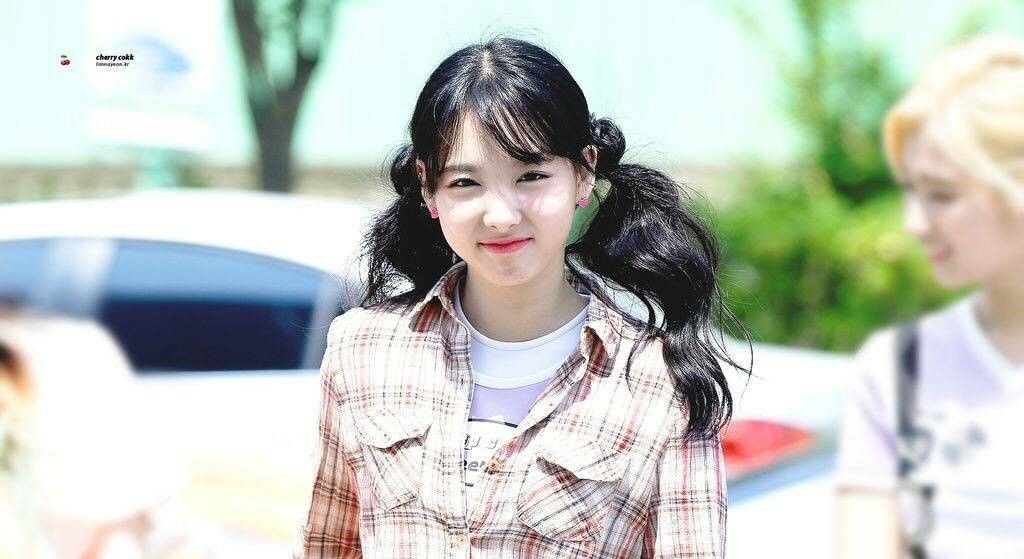 品品女爱豆双马尾羊角辫造型,兼具可爱与少女感,你有惊艳到吗?