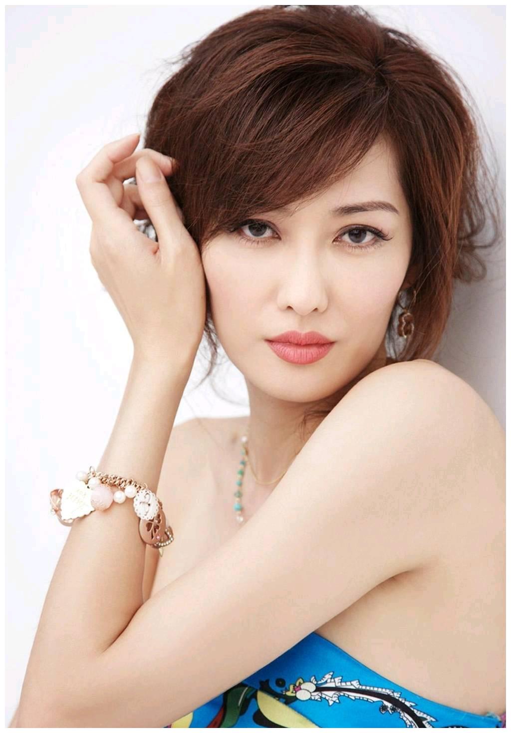 孟广美28岁才迈入模特圈,自曝被人下药被男友蒙骗,人生充满传奇