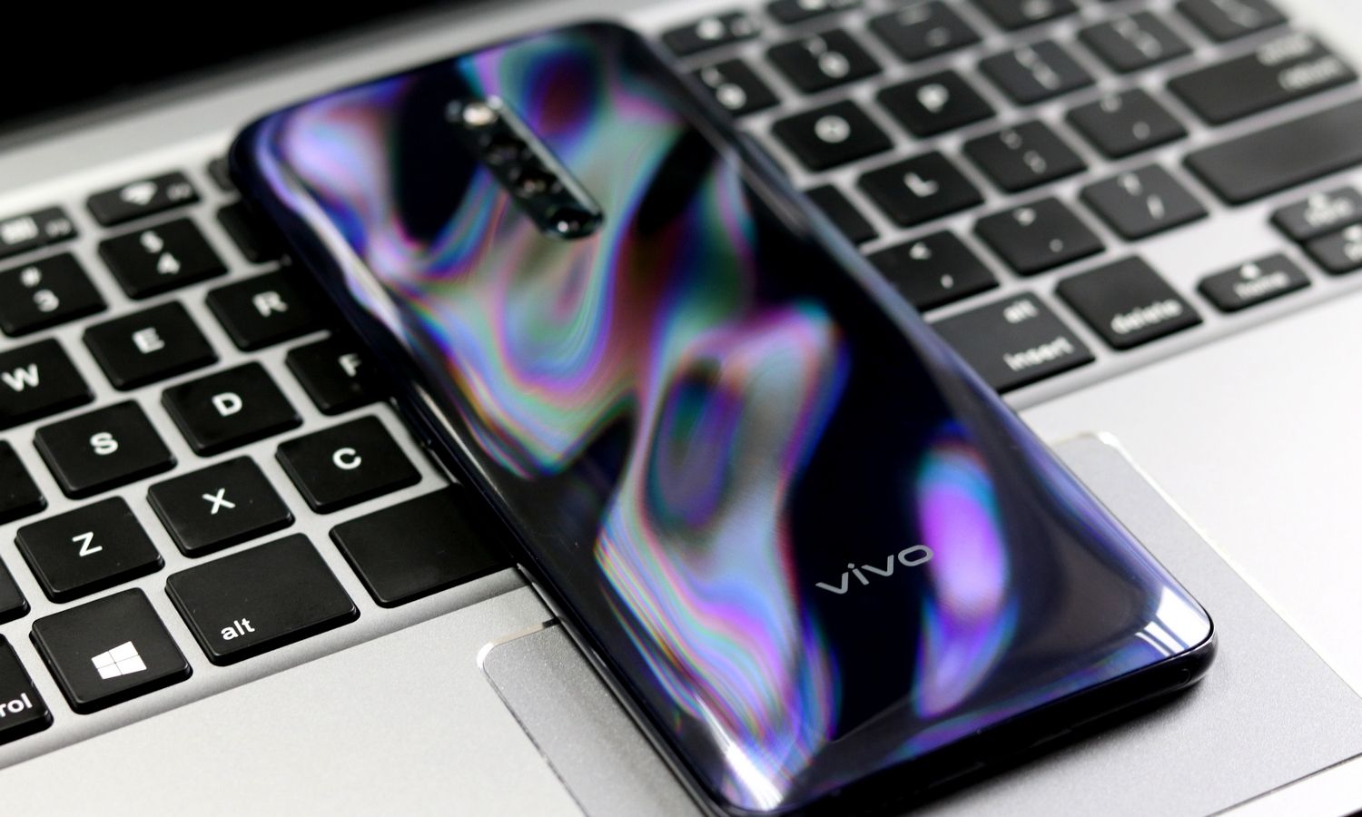 每次看黑珍珠都有神秘的新鲜感:vivo x27 pro图赏