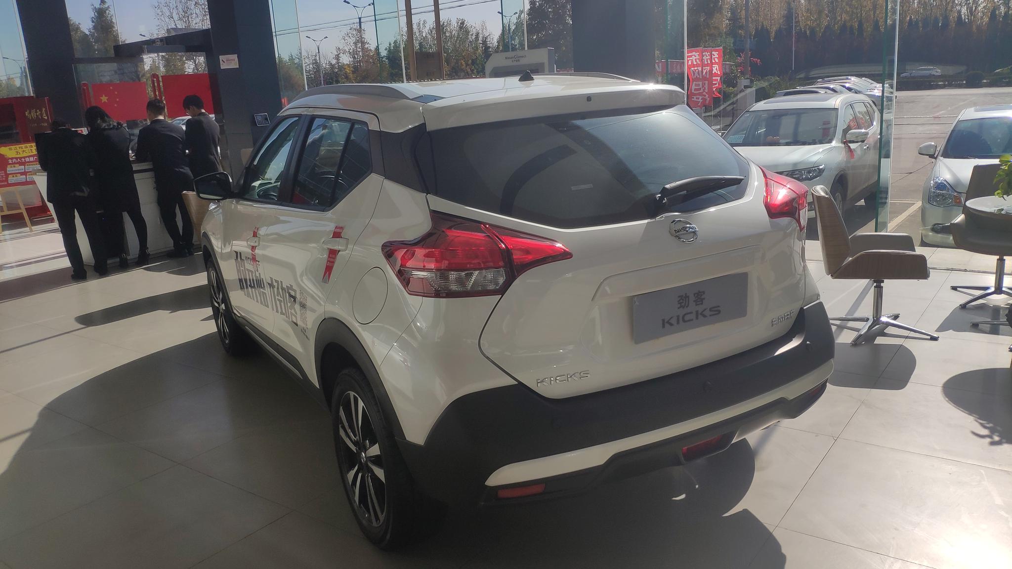 98万-13.88万元 2020款日产劲客到店实拍