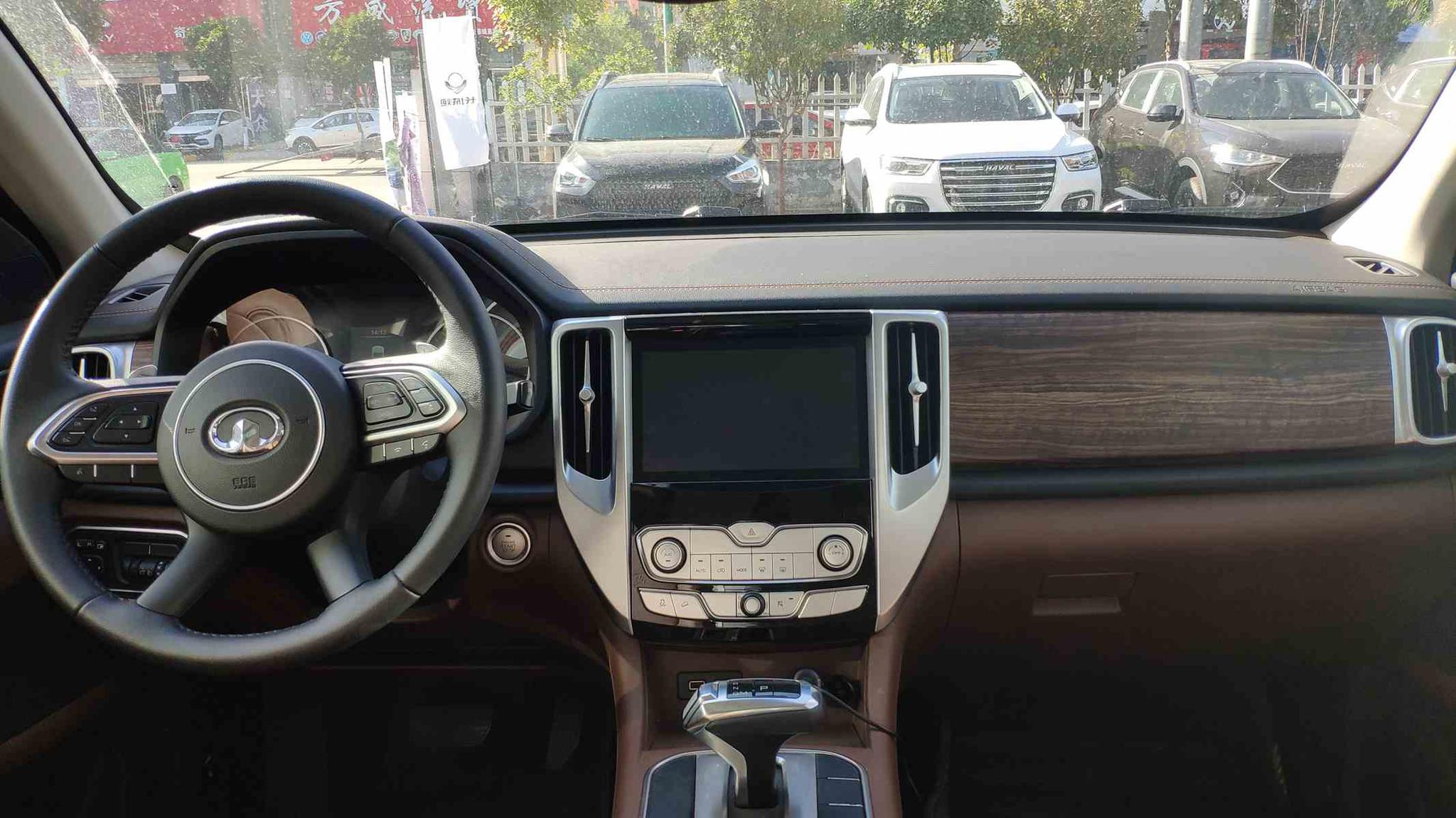 68万-15.98万元 长城炮乘用版实拍