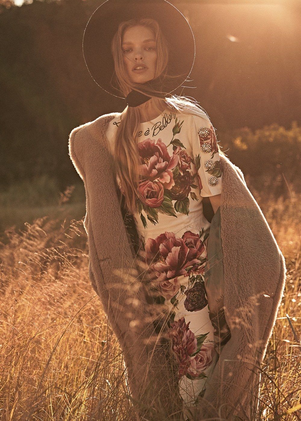 超模克莱尔克劳馥最新时尚大片曝光!精致容颜上演秋日风情!