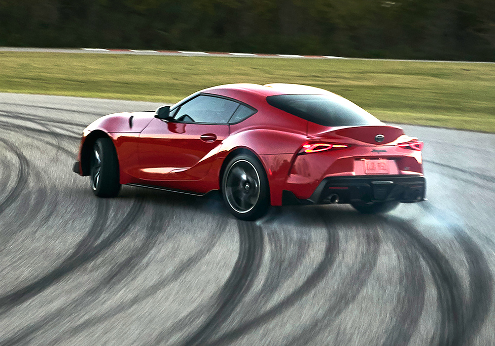 丰田gr supra 双门跑车