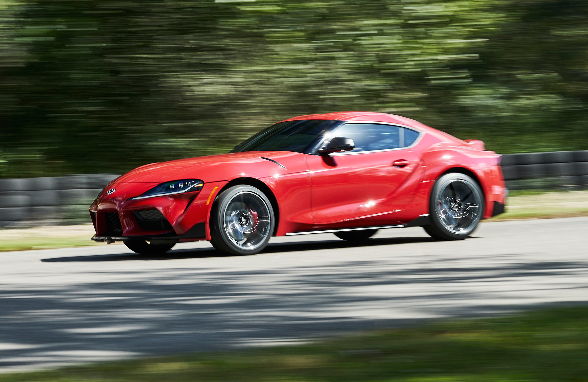 丰田gr supra 双门跑车