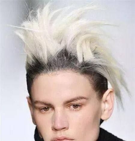 2018男生发型潮流趋势"朋克发型"!