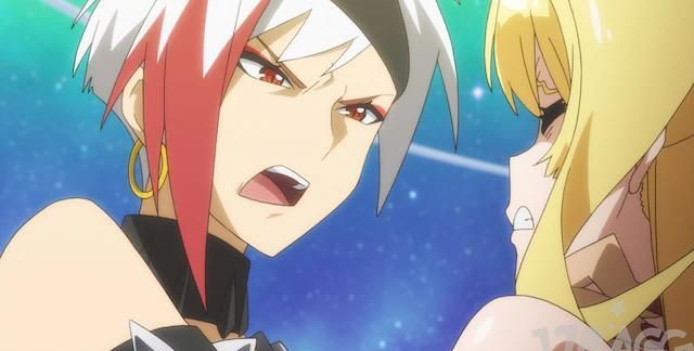 阿蒂内拉虽然总是穿着破烂头发乱糟糟,但却是拥有超过赛尔瑟乌斯剑技