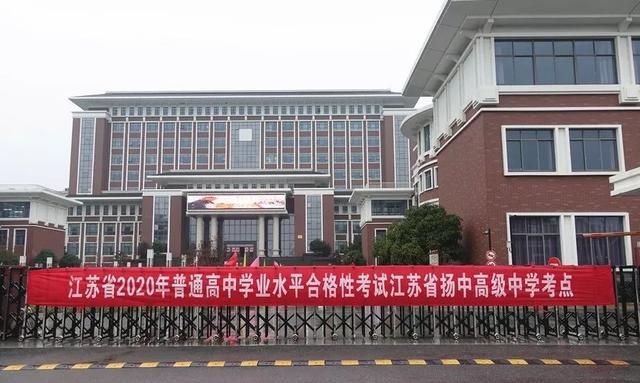 今天中午,扬中街头悄悄出现一辆飘香的集装箱车