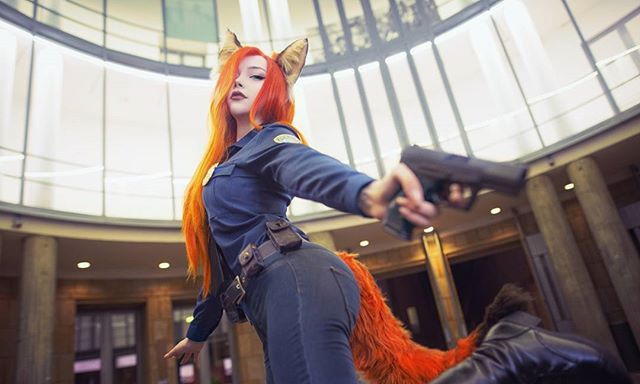 这位来自于德国的一位精灵般的妹子cos的多个角色真是相当惊艳