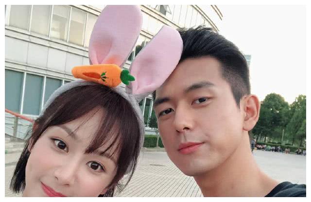 被槽带不火李现,李一桐3字巧回应,《剑王朝》高开低走谁背锅?