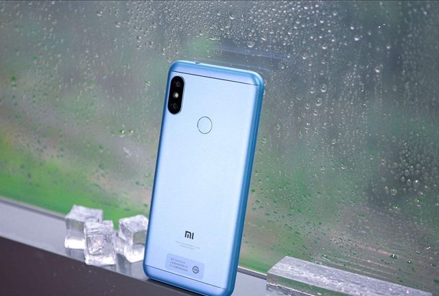 这款红米手机一直以低调的方式出场,但是却不平庸!__财经头条