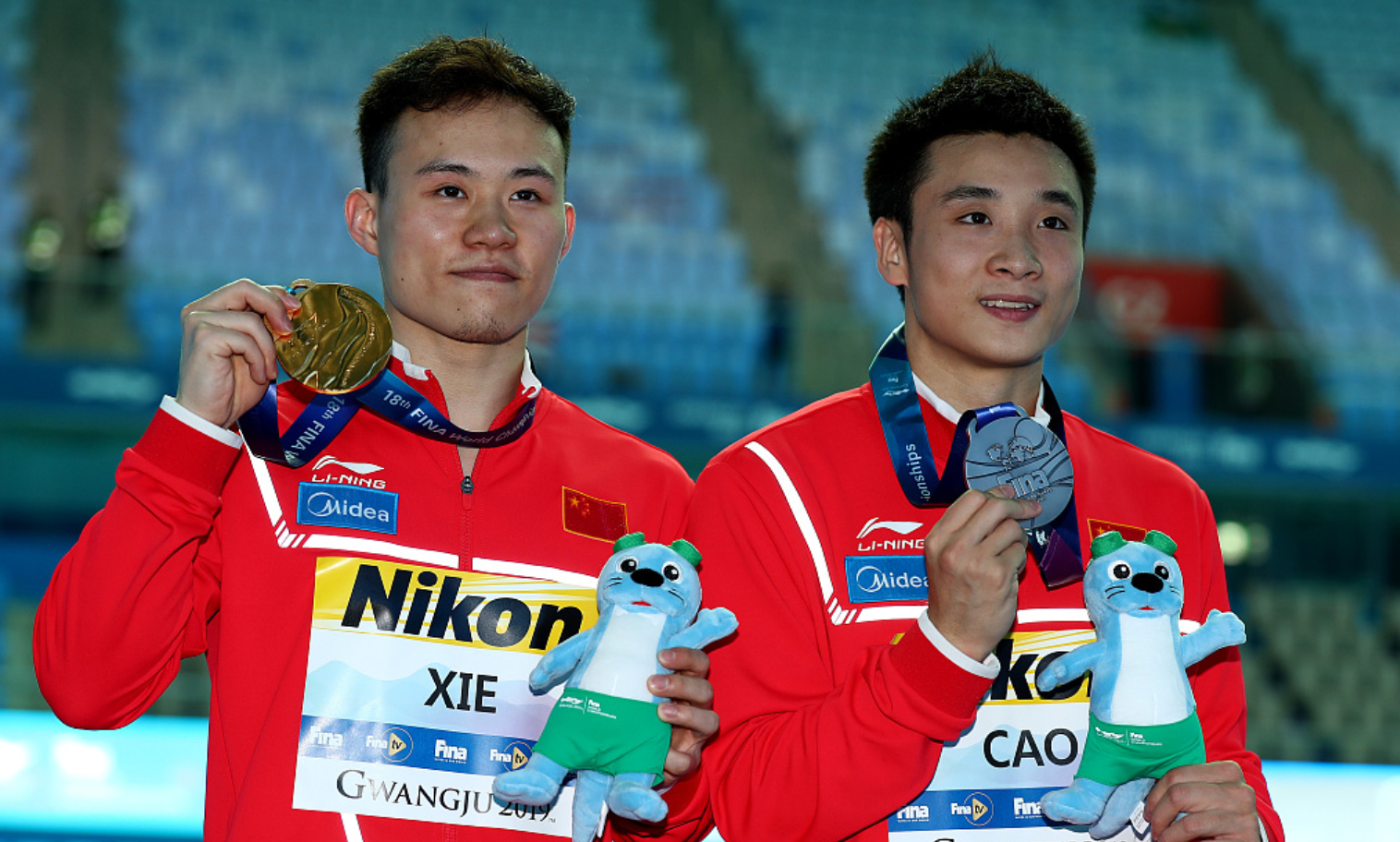 谢思埸曹缘艰难逆袭 男子3米板已无双保险优势