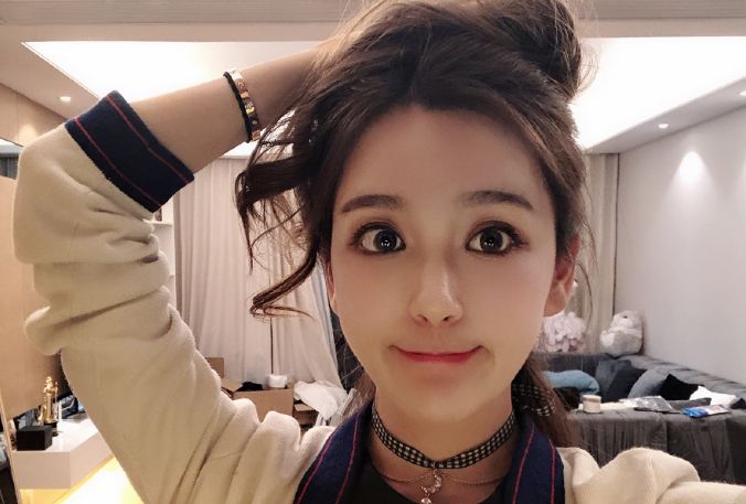 8张lol美女解说rita近照,颜值好高,网友:你咋这么好看呢?