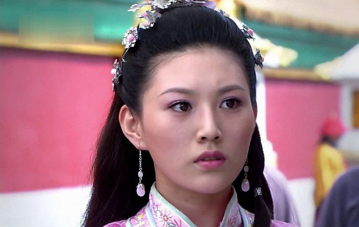 古代女子头饰种类多花样美,从笄到步摇个个精致!你最爱哪种?|发髻|女子|头发_新浪新闻