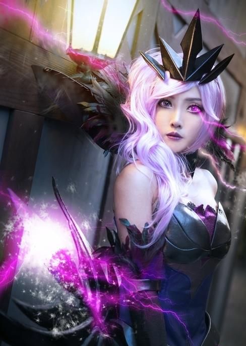 大神级别的《英雄联盟》人物cosplay,这大哥扮演的是敌方亚索?